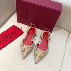 Valentino flat shoes